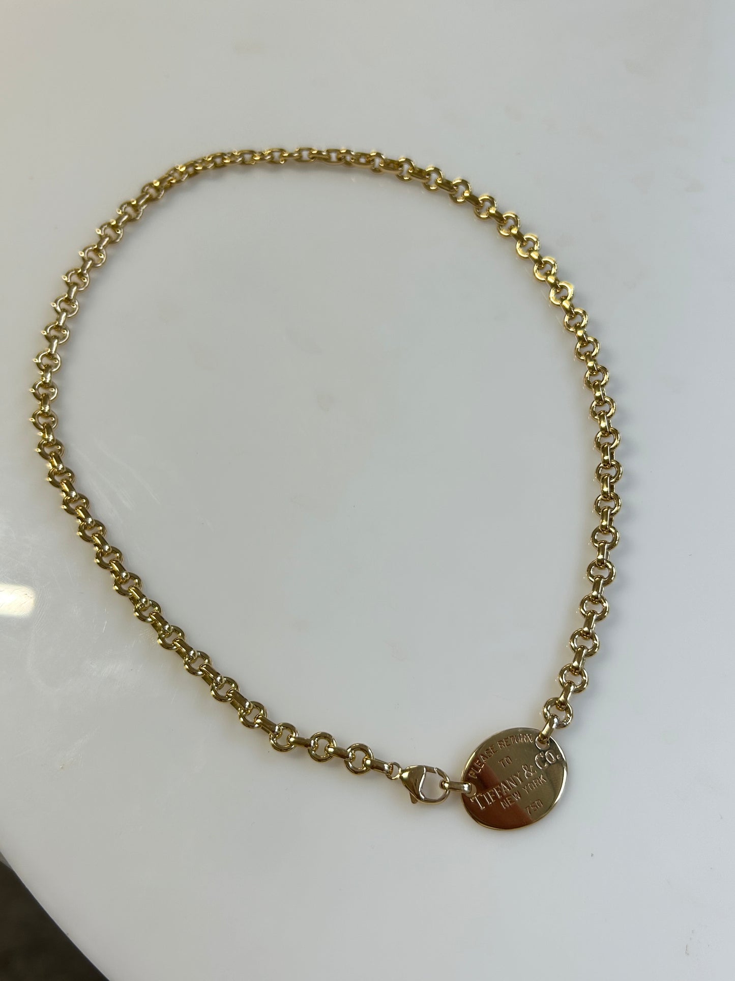 18ct Tiffany & Co necklace