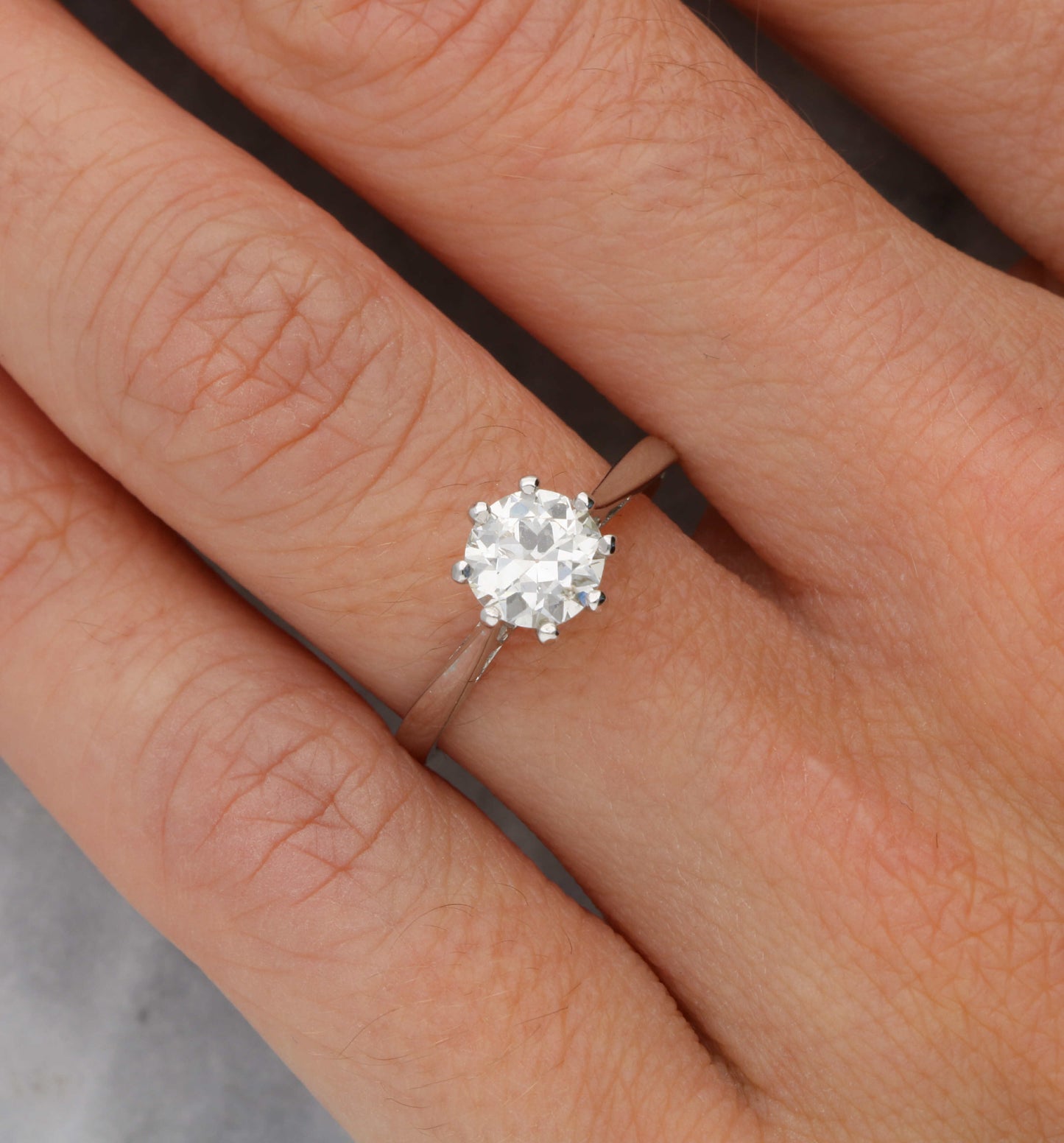 18ct 1.04ct diamond solitaire engagement ring