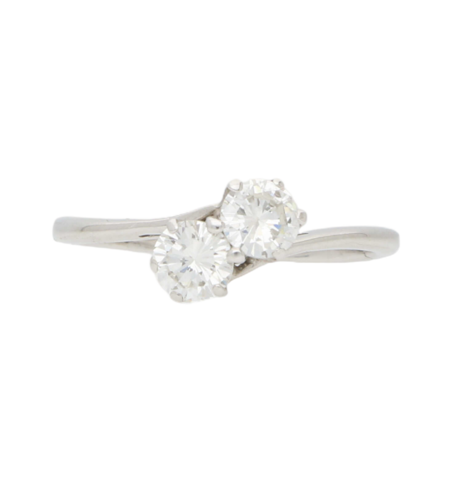 Diamond crossover ring