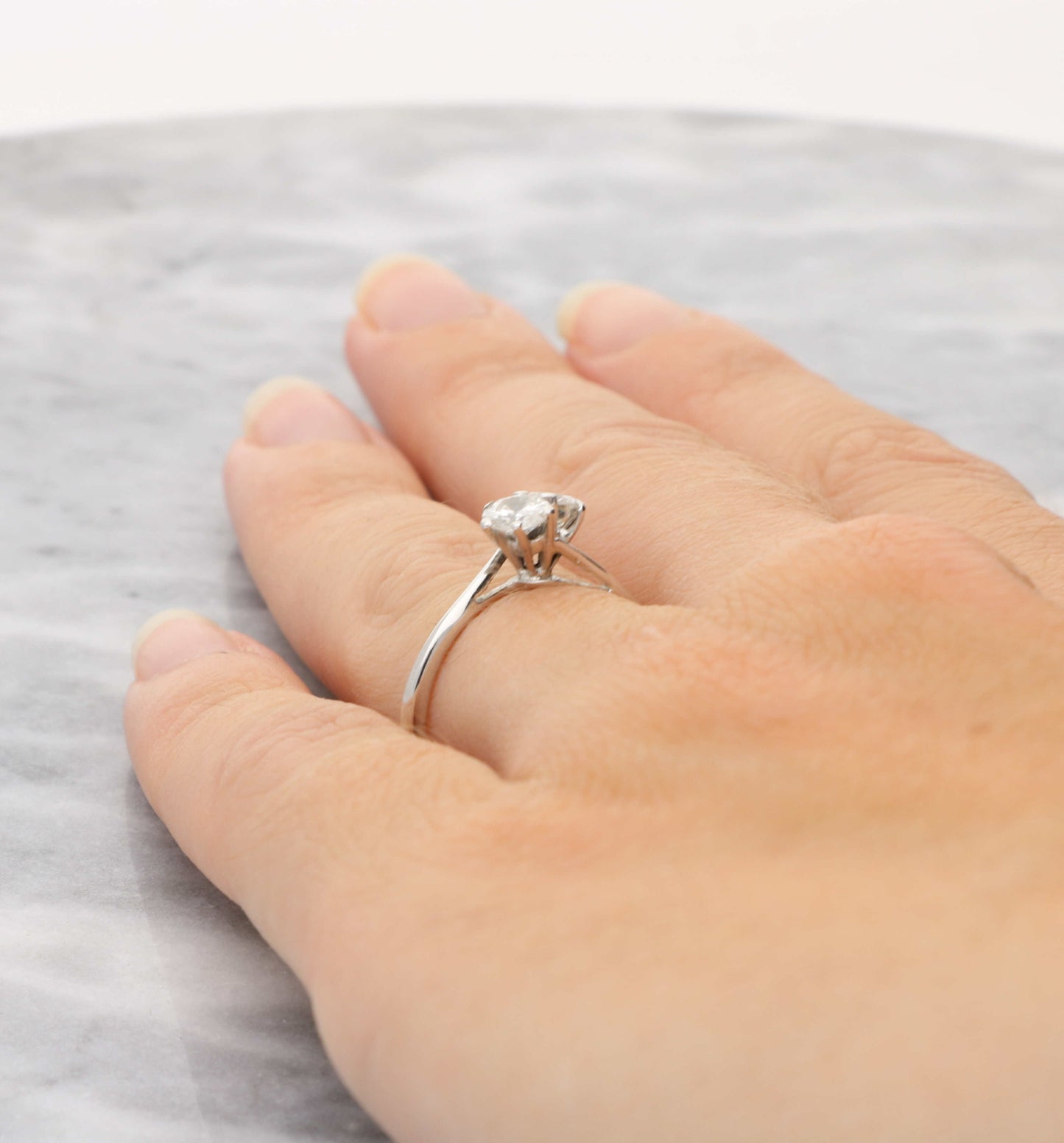 Diamond crossover ring