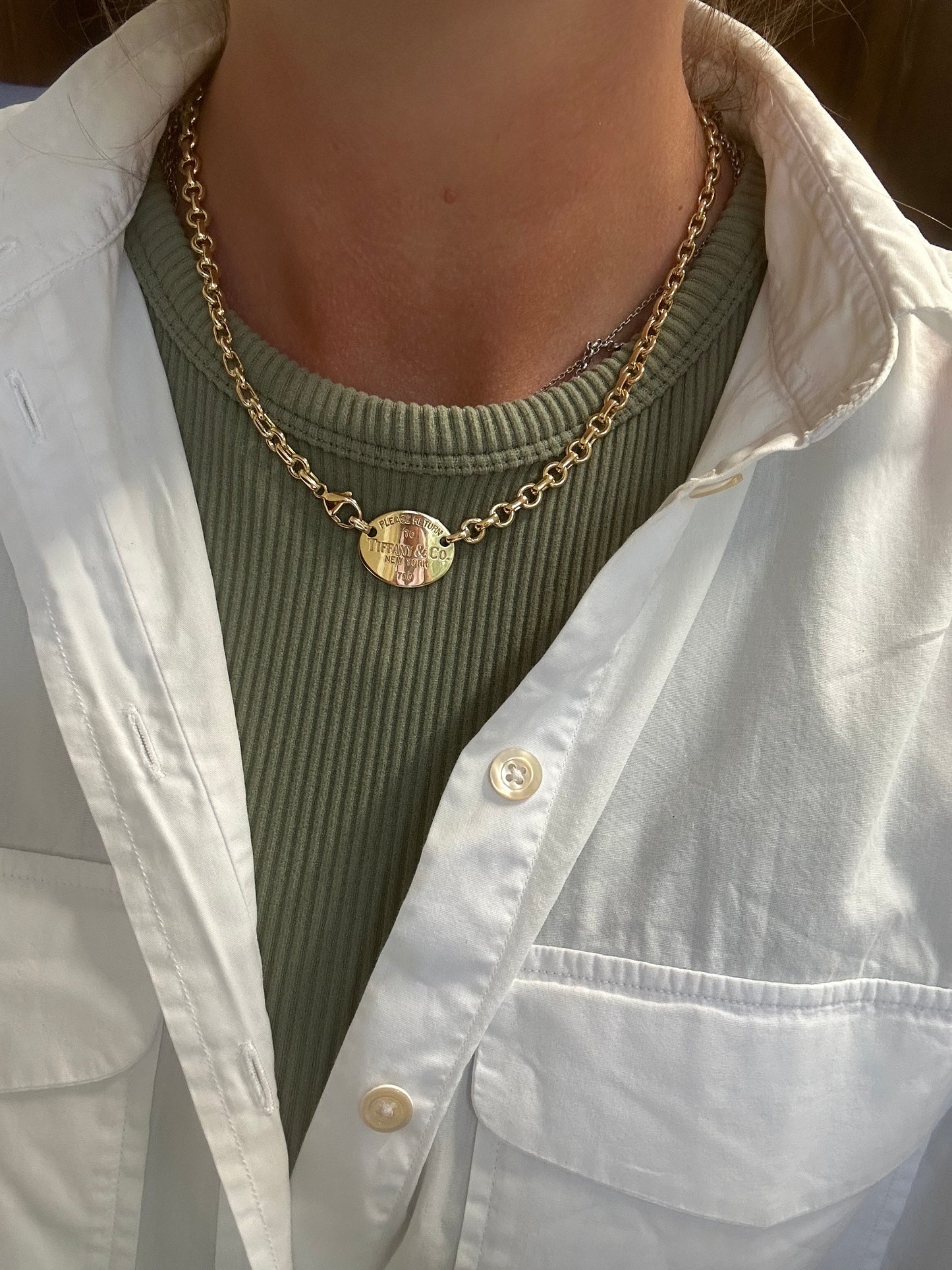 18ct Tiffany & Co necklace