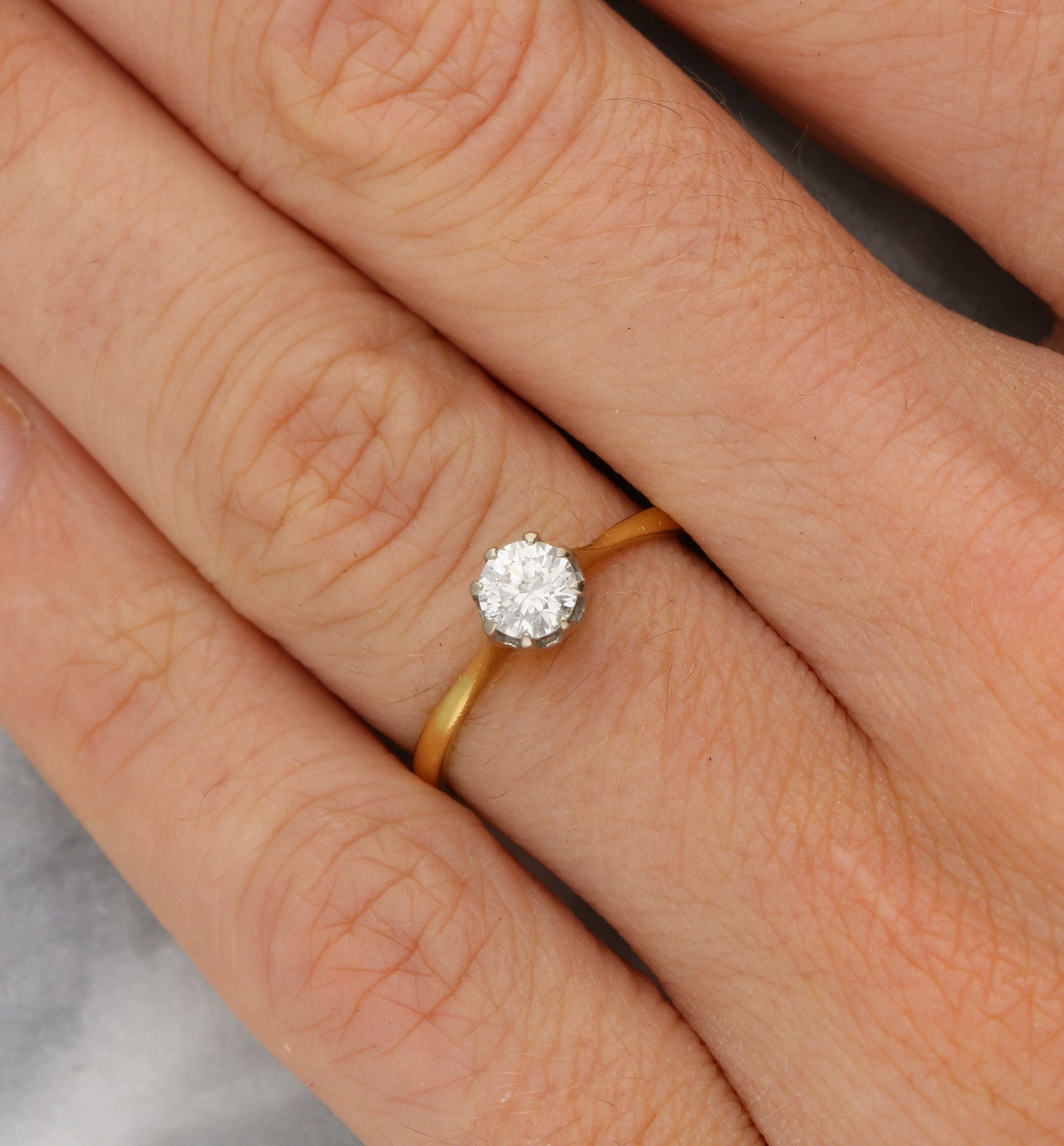 18ct diamond solitaire engagement ring