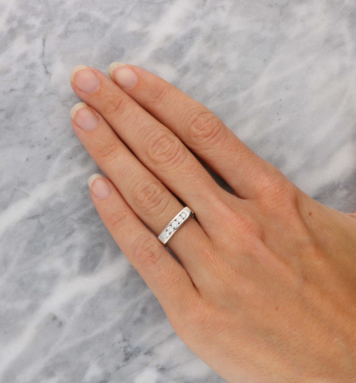 18ct diamond 5 stone ring