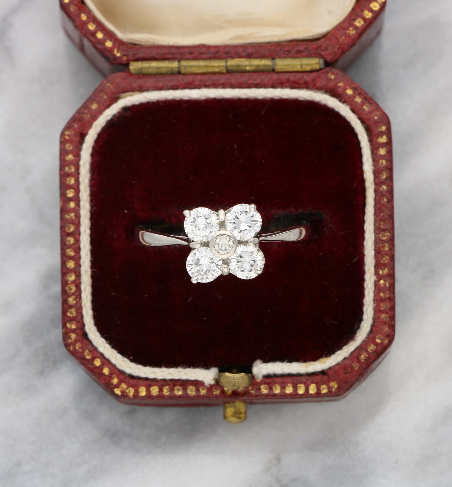 18ct diamond ring