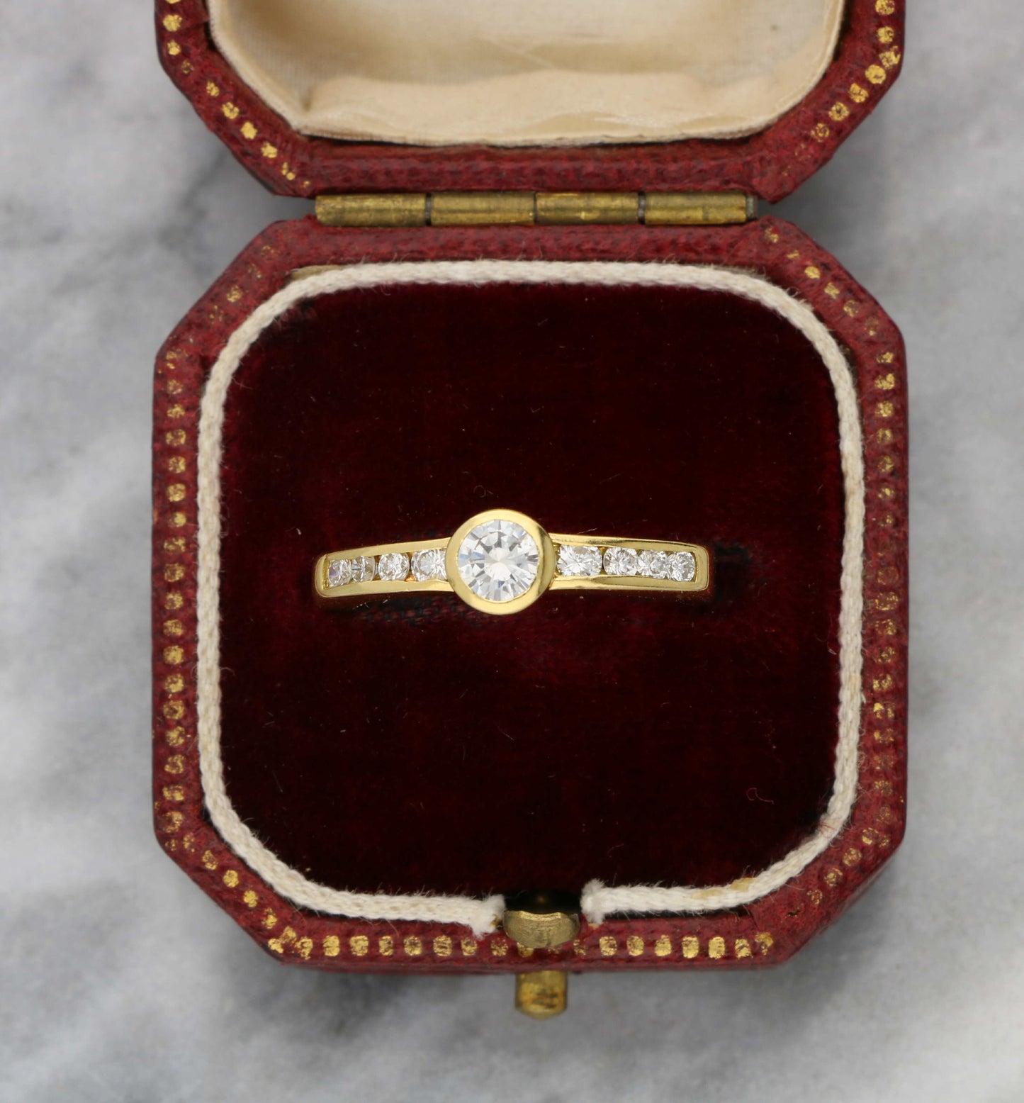 18ct diamond engagement ring