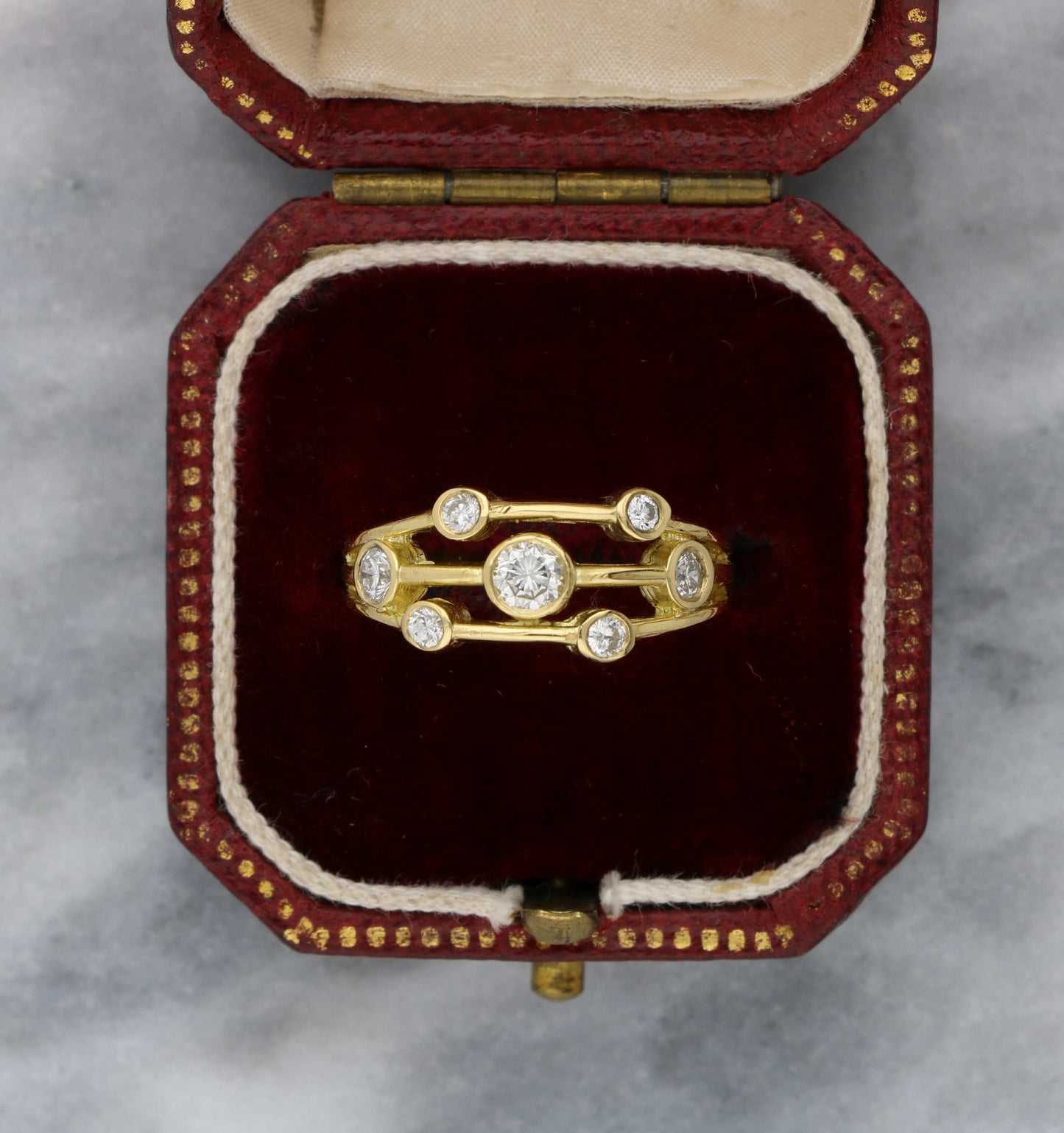 18ct diamond bubble ring