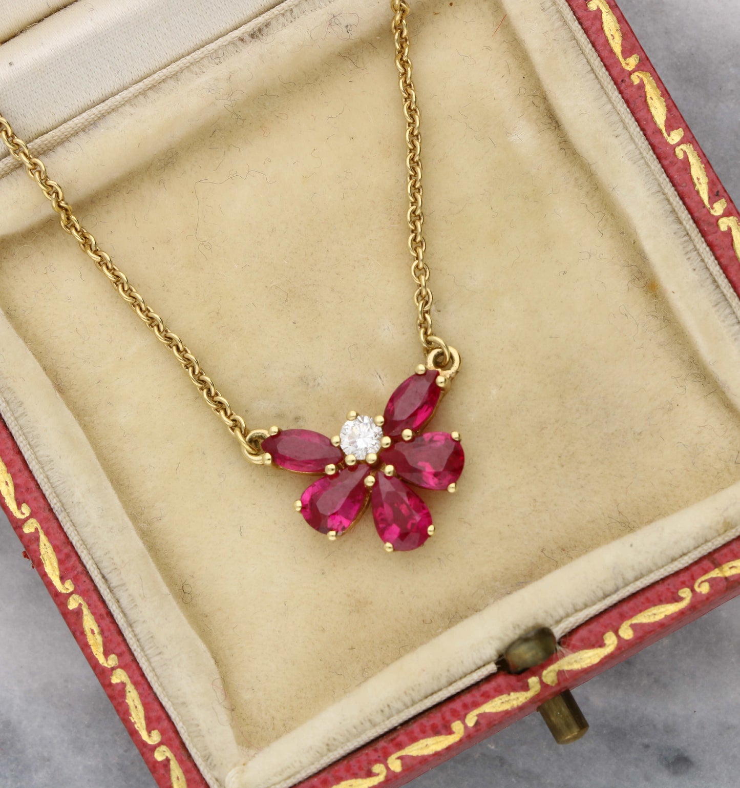 18ct ruby and diamond pendant necklace