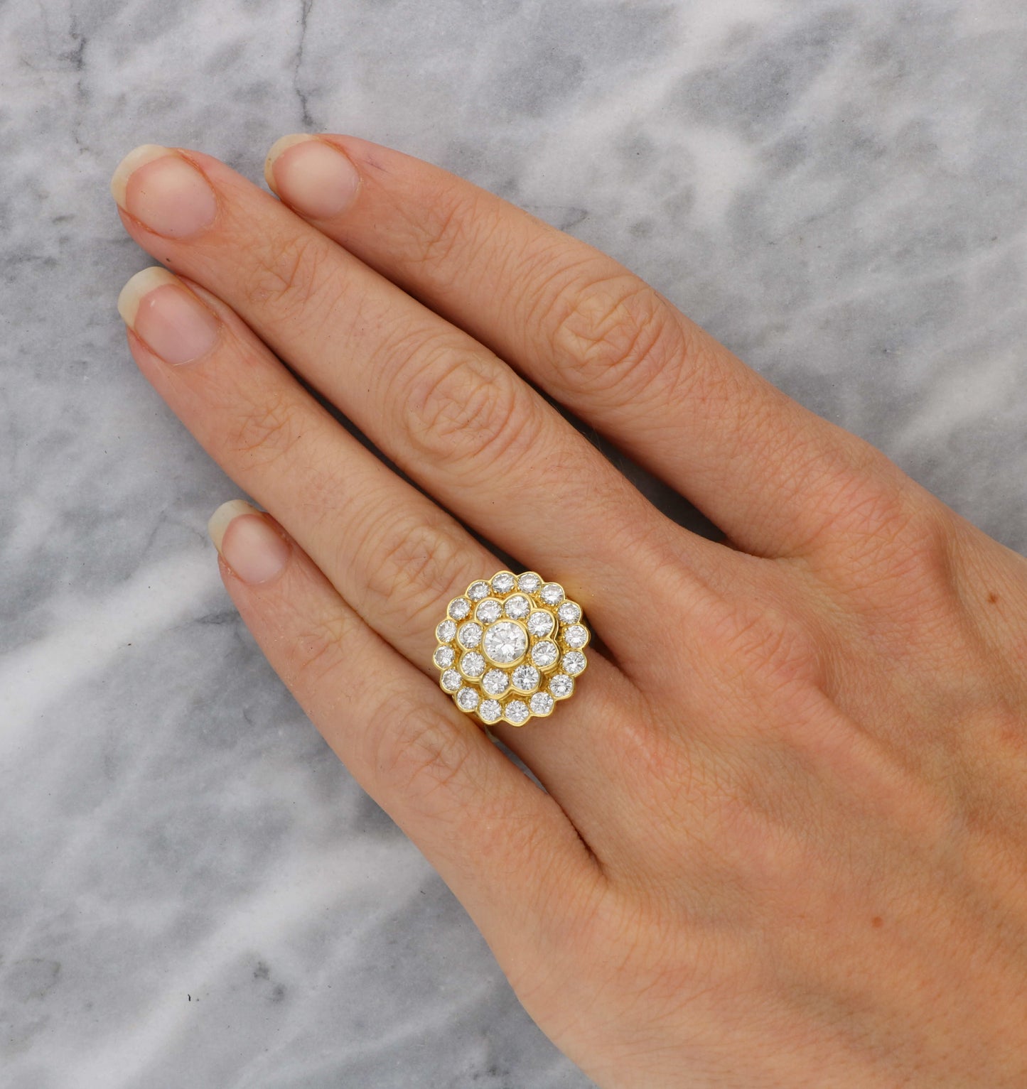 18ct diamond cluster ring