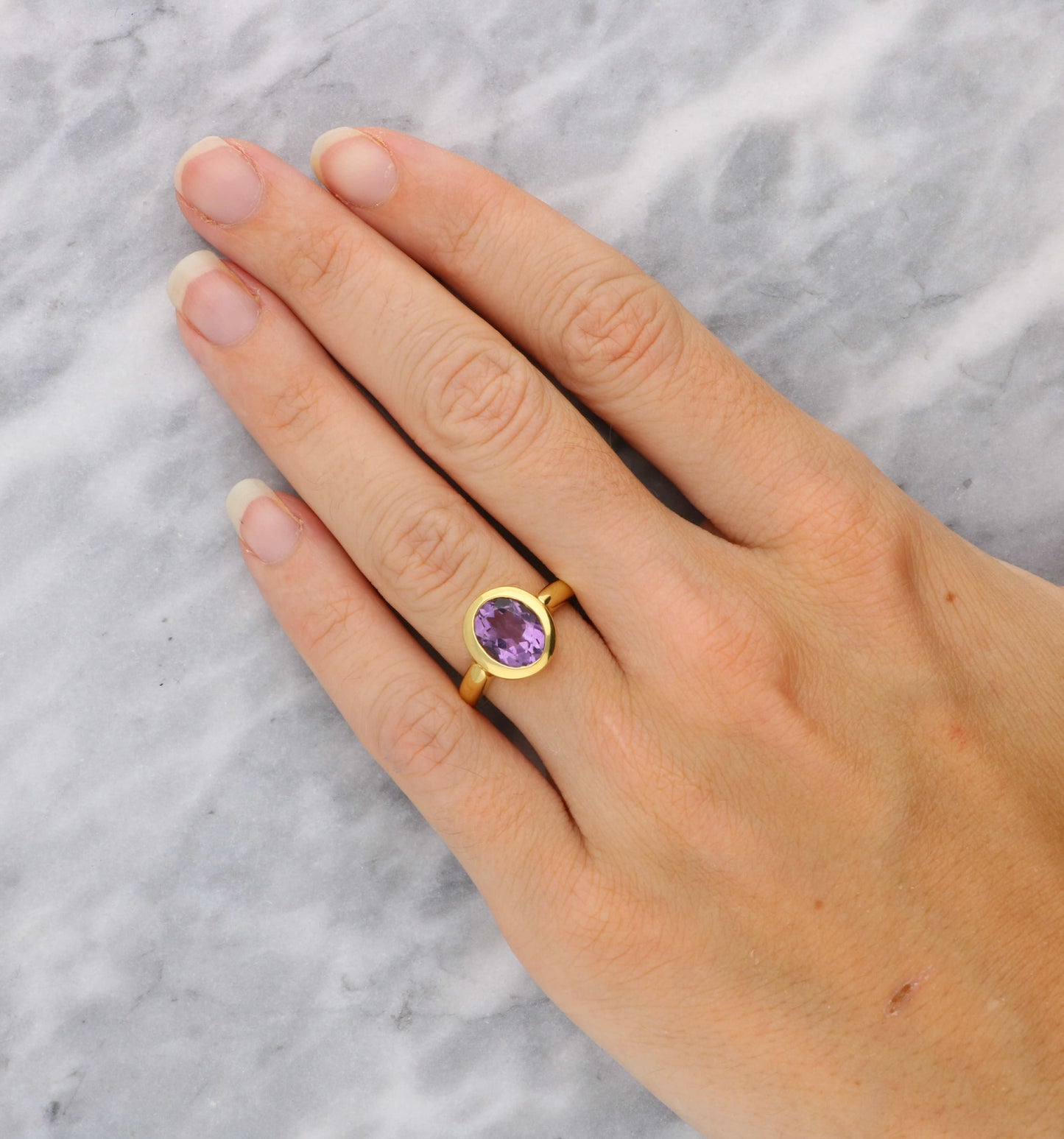 18ct amethyst ring