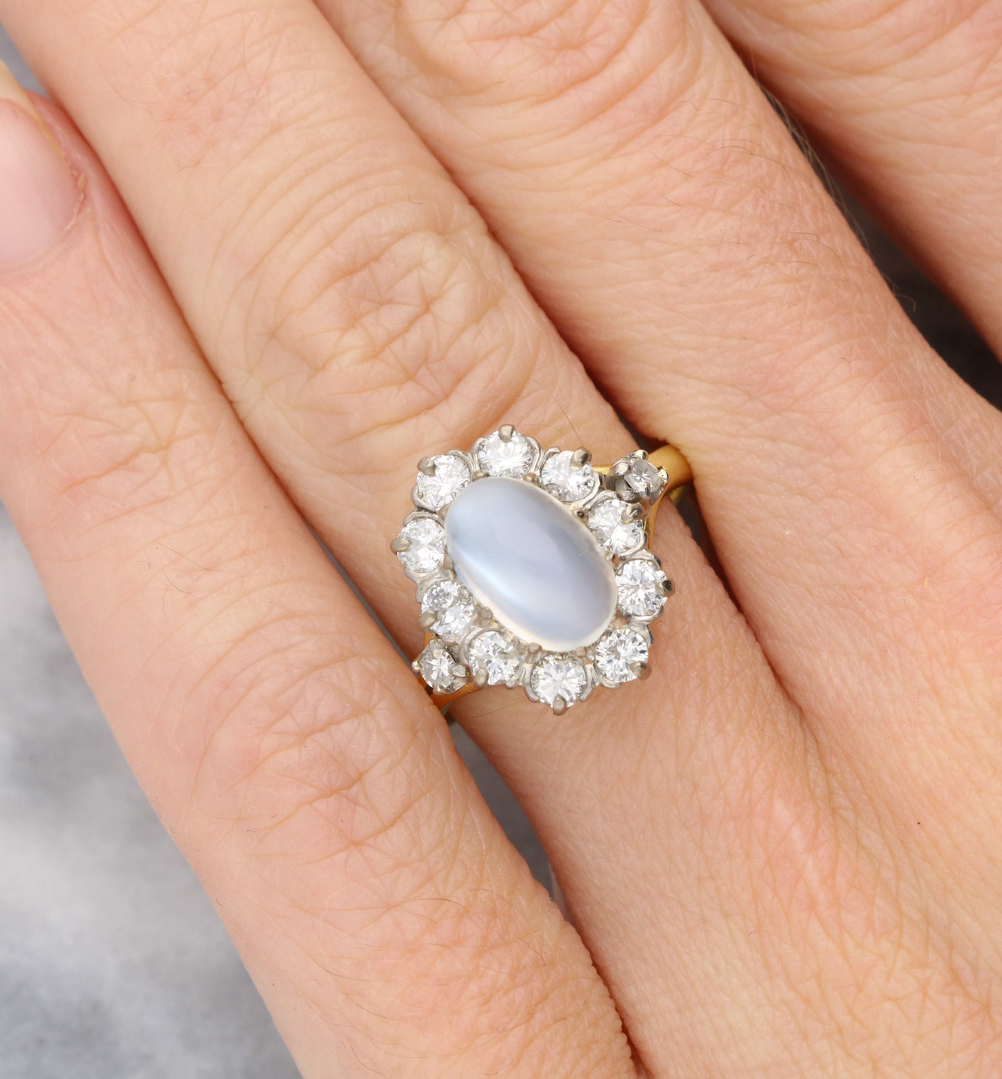 18ct moonstone and diamond cluster ring
