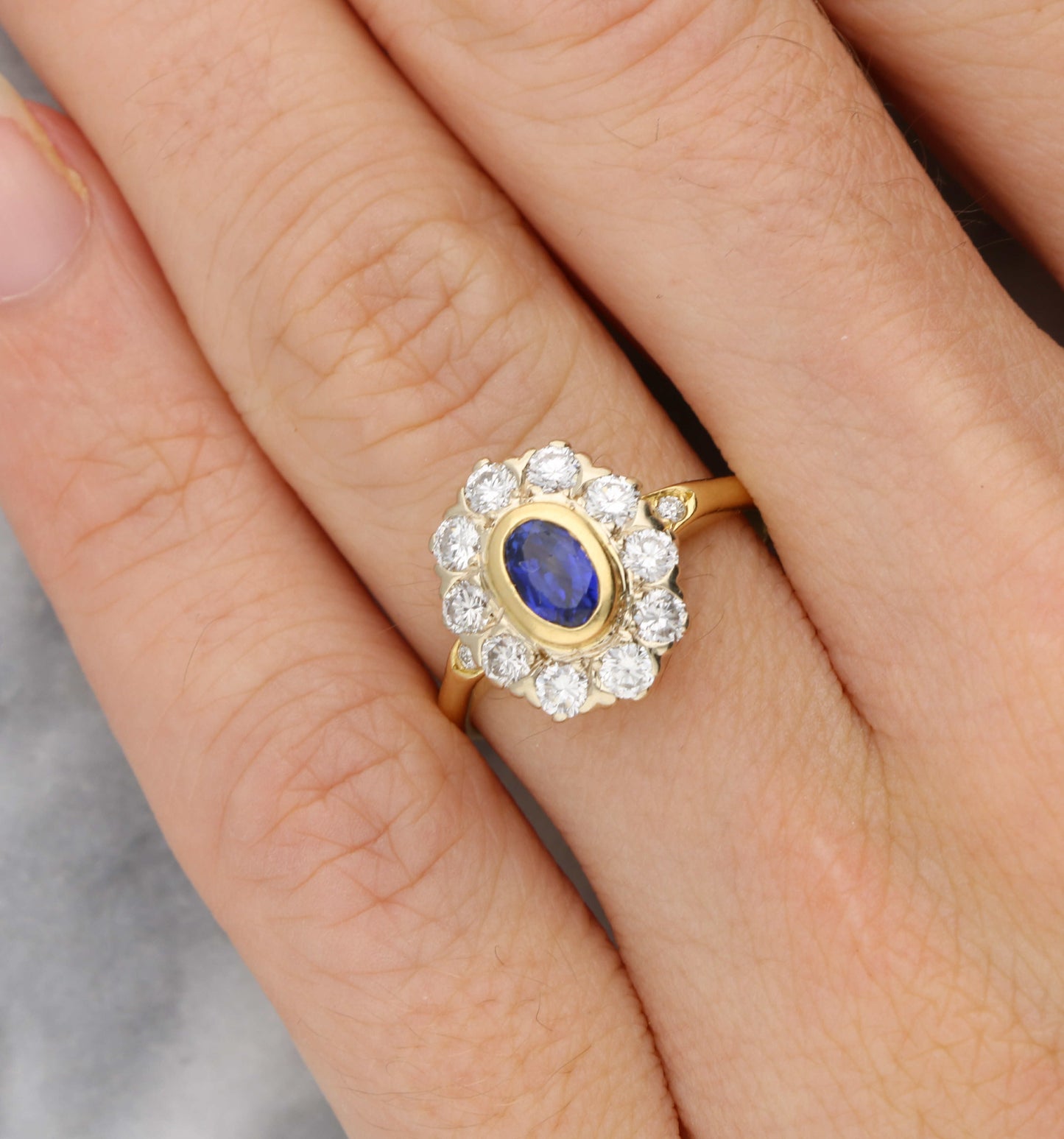 18ct sapphire and diamond cluster engagement ring