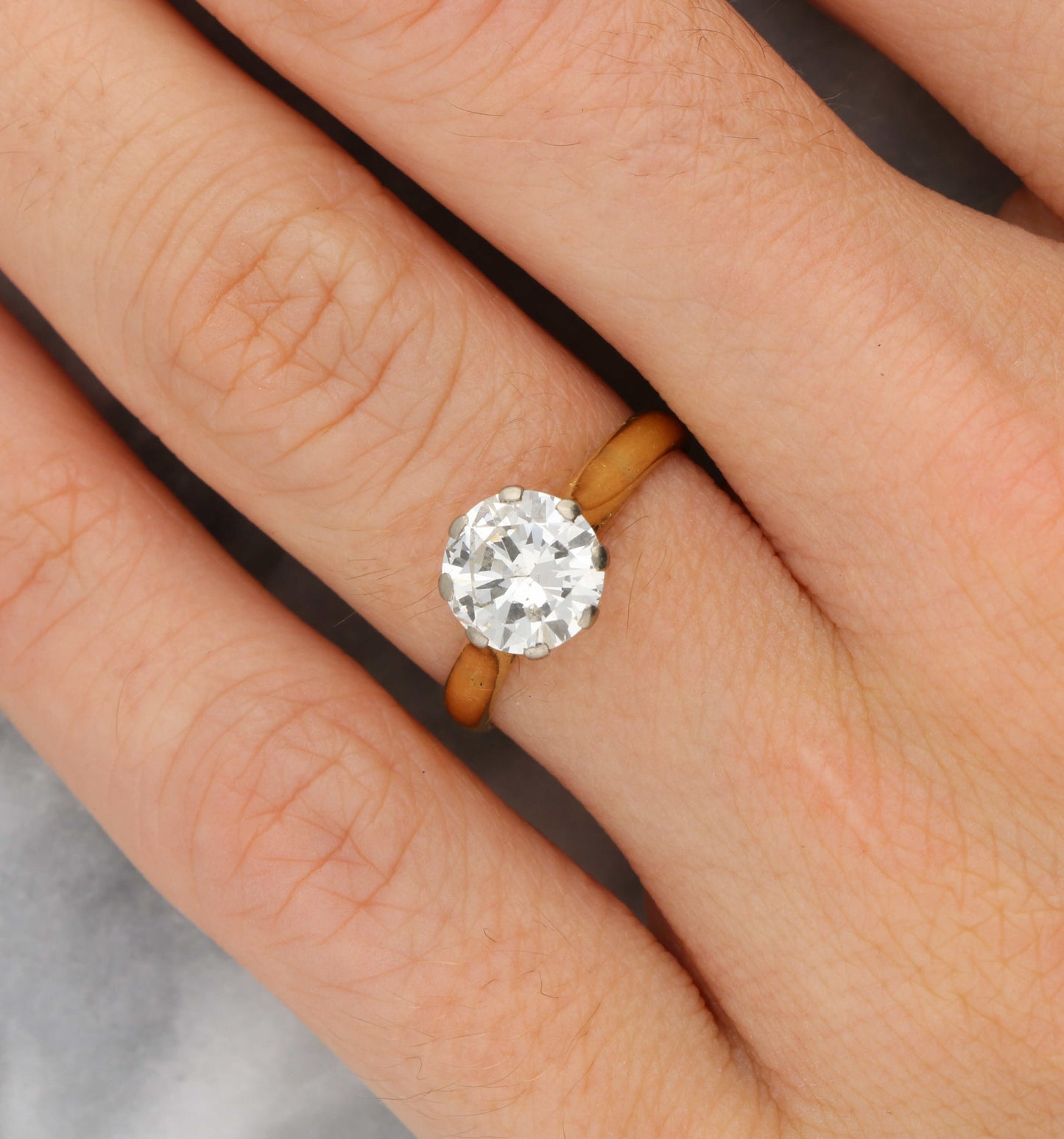Vintage 18ct diamond solitaire engagement ring