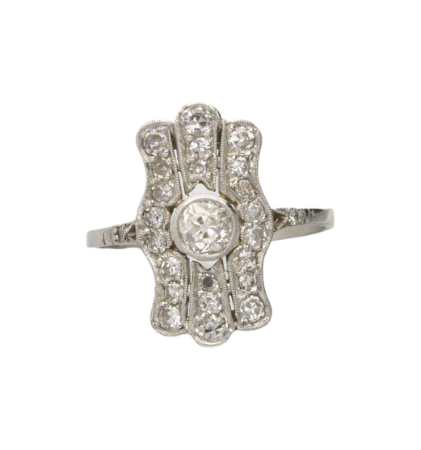 Diamond plaque ring