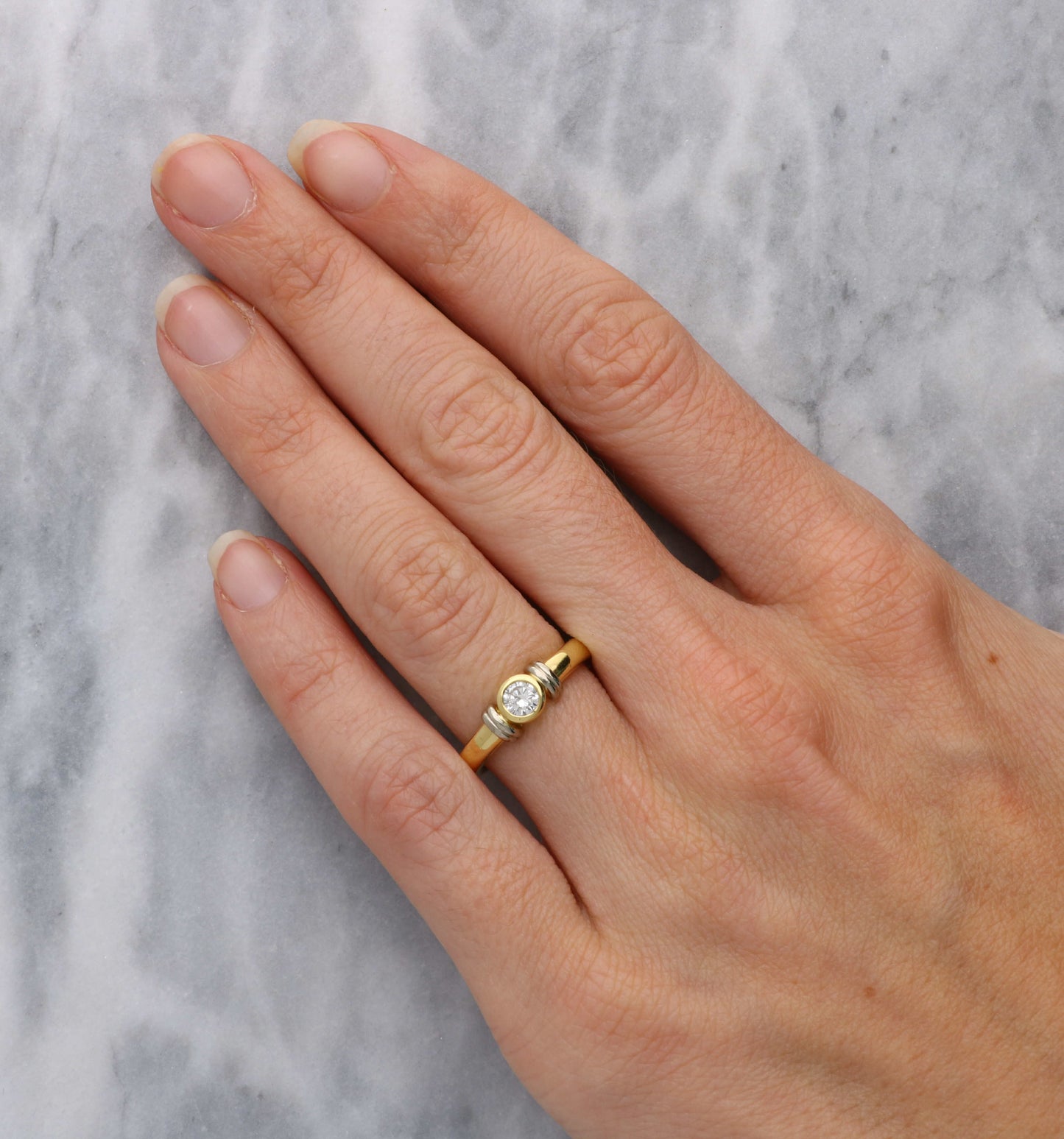 18ct diamond ring