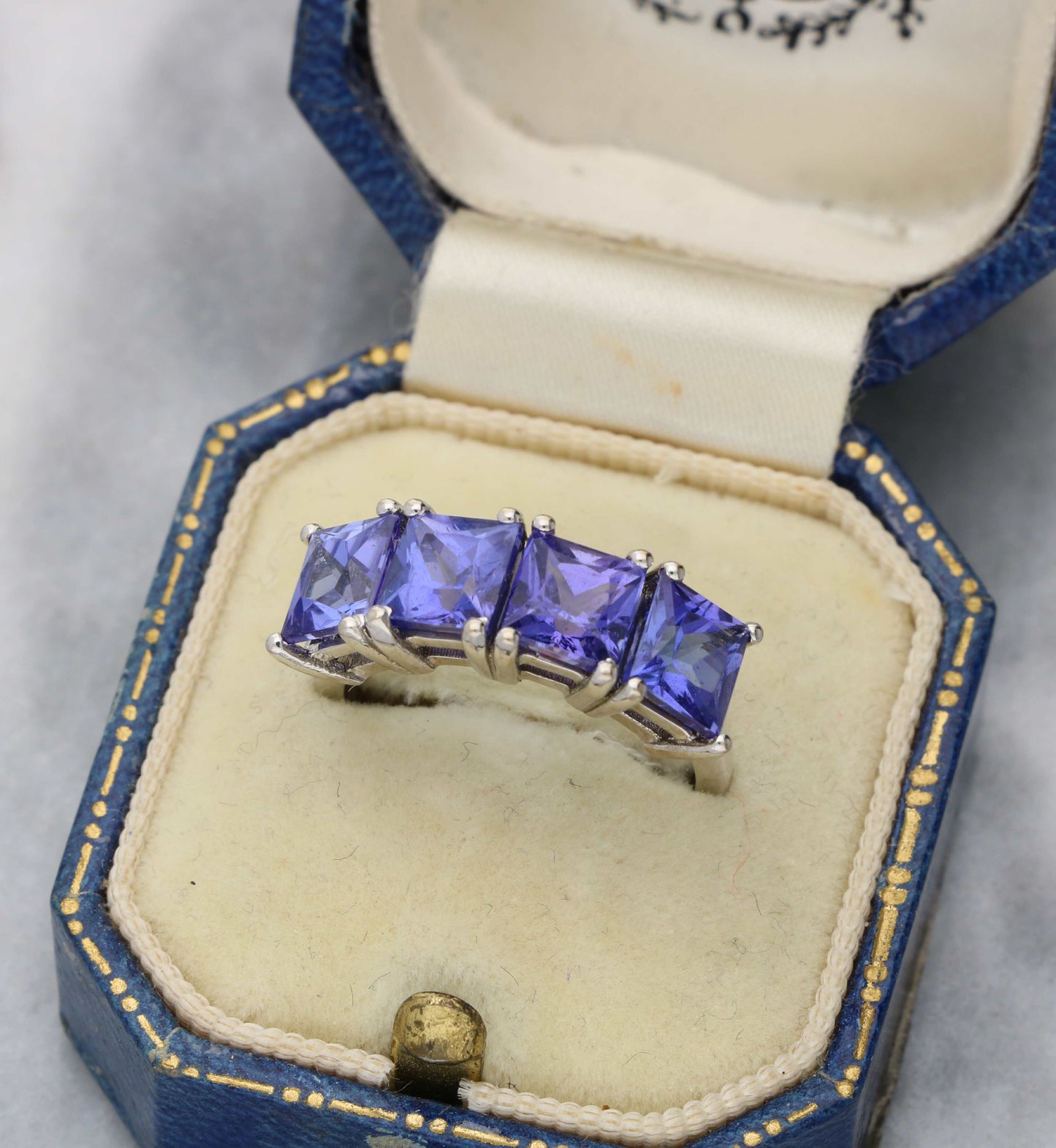 14ct tanzanite 4-stone ring