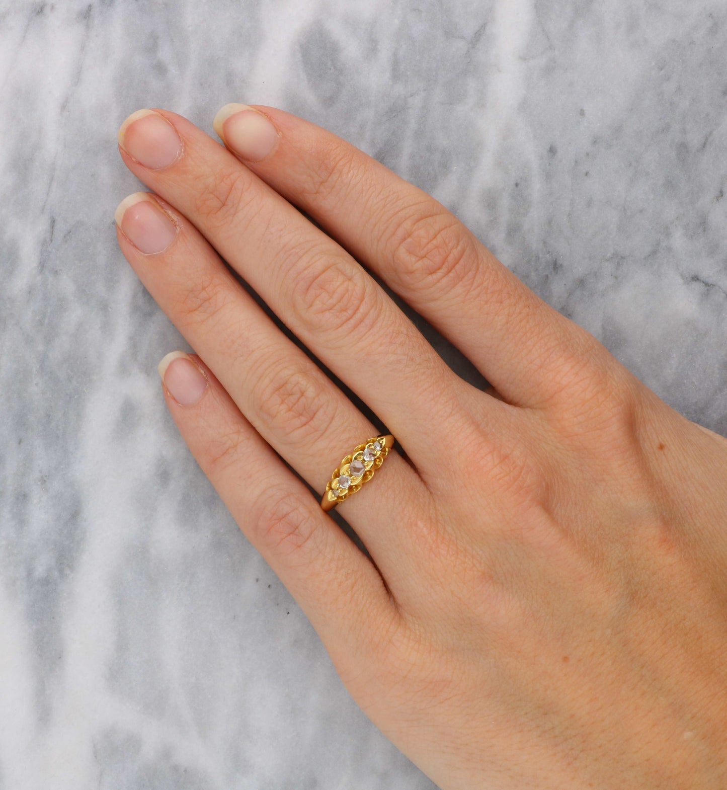18ct rose-cut diamond 5 stone ring