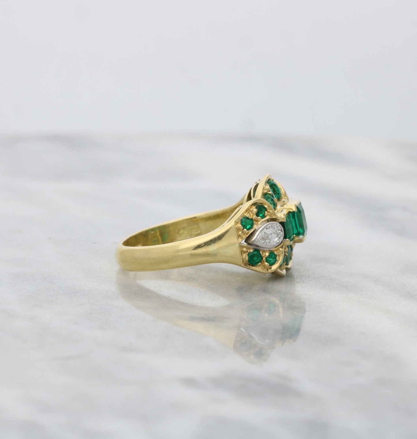 18ct emerald and diamond ring