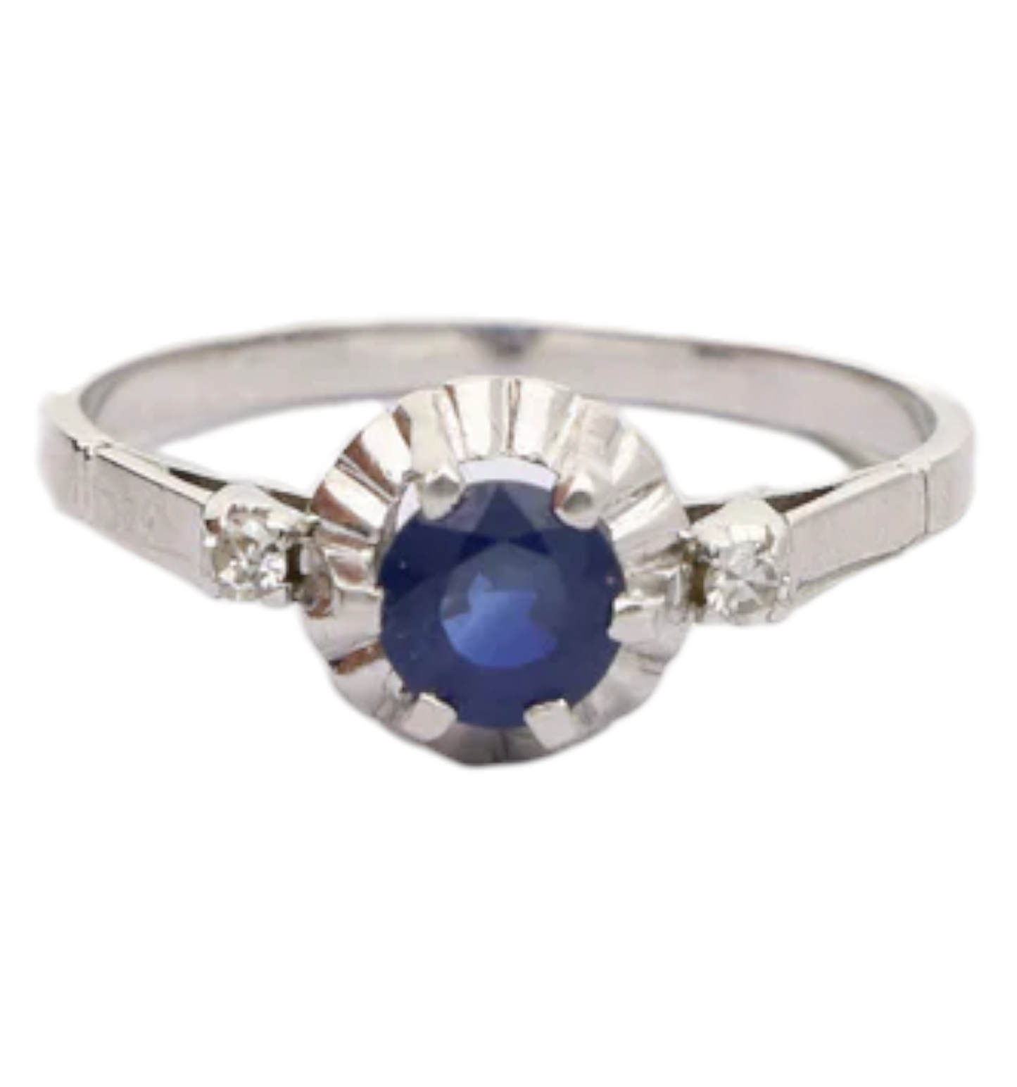Unique sapphire solitaire ring