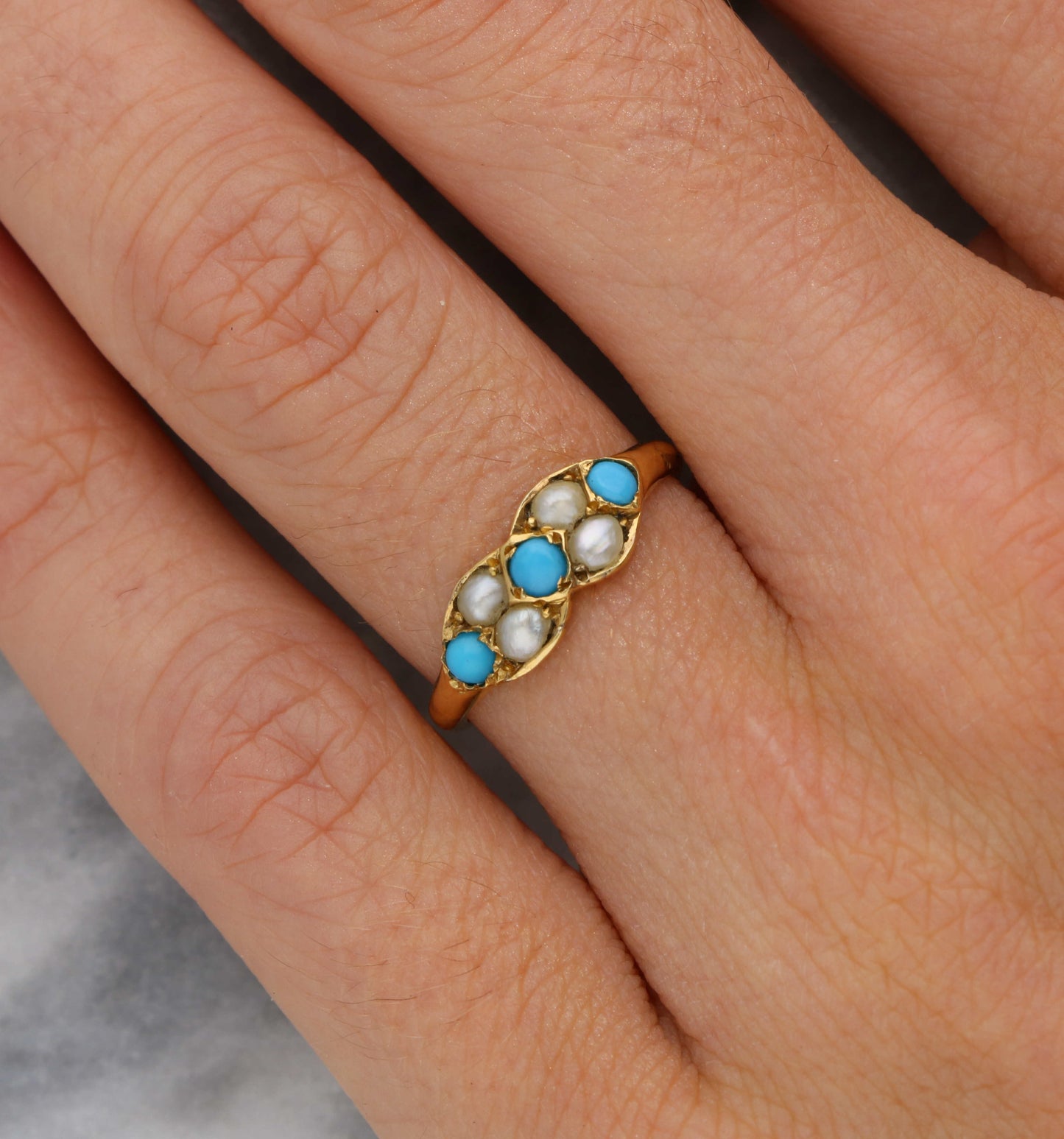 Antique 18ct turquoise and pearl ring
