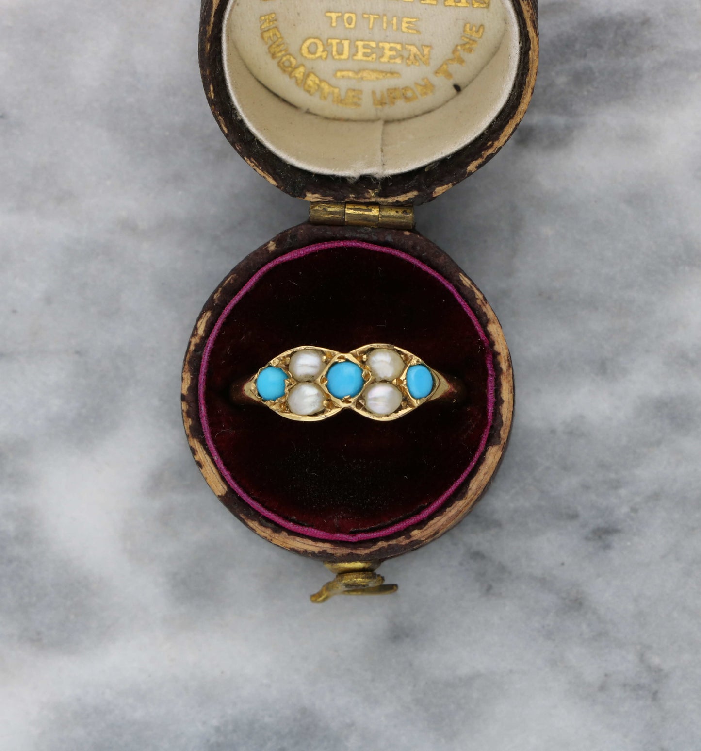 Antique 18ct turquoise and pearl ring