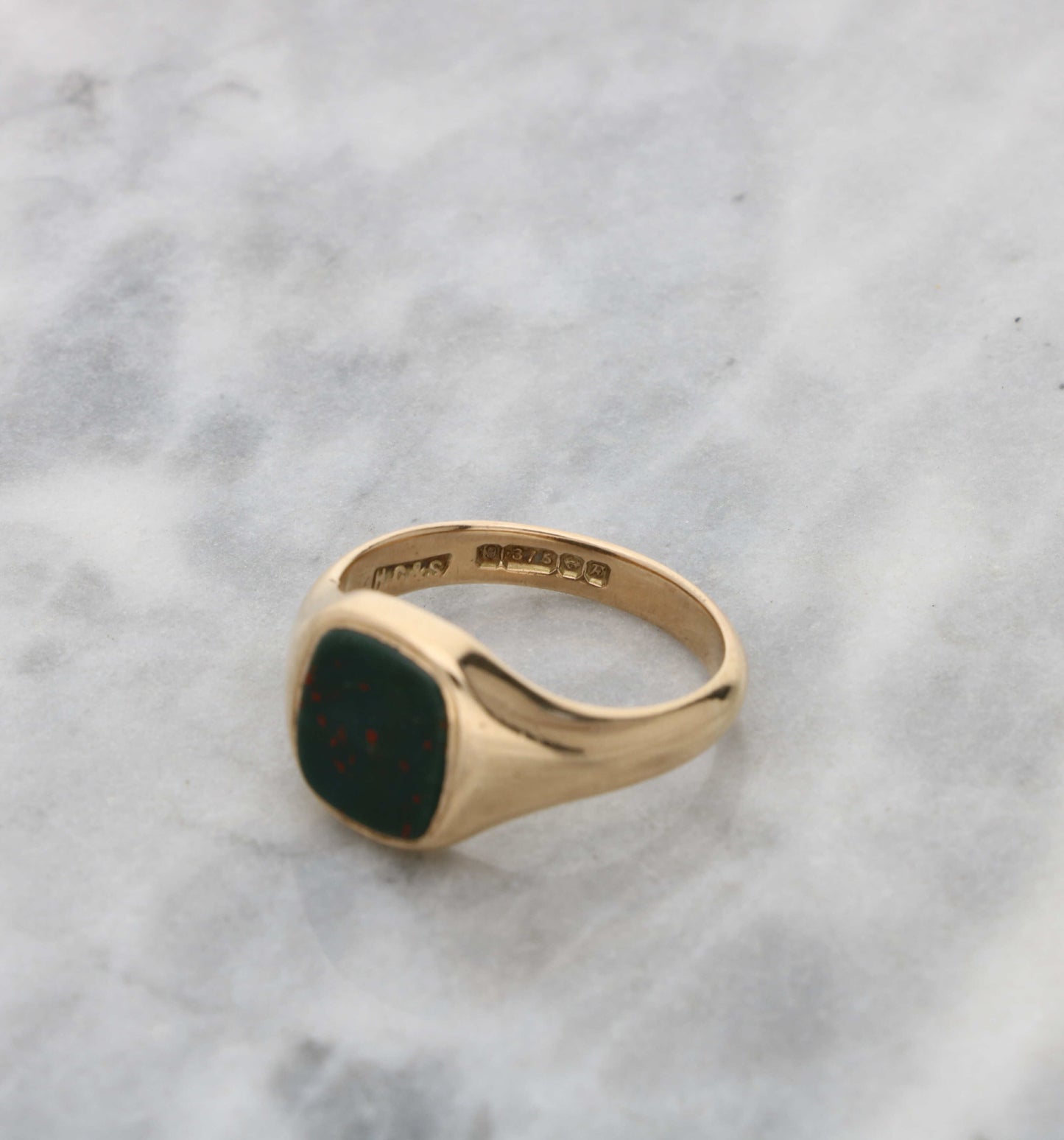9ct bloodstone signet ring