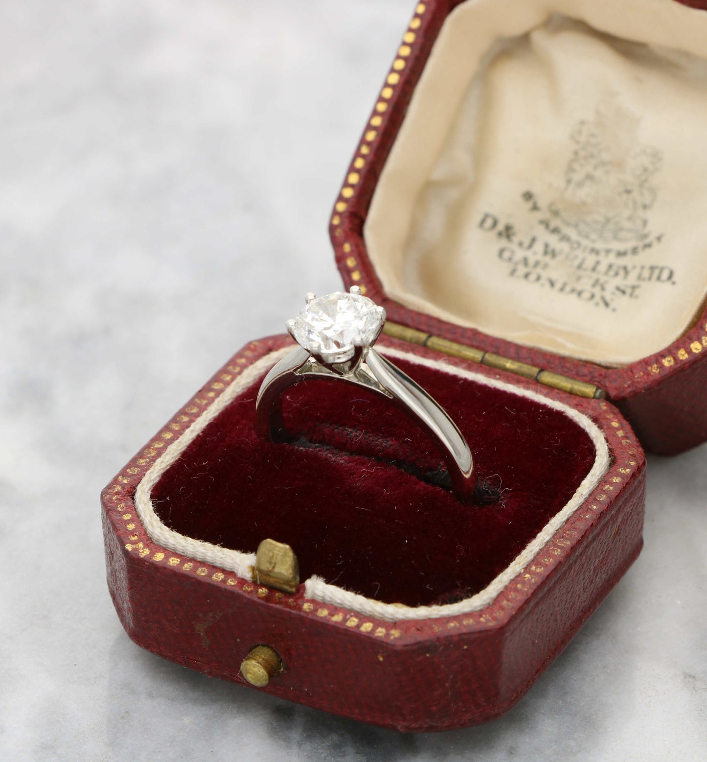 Platinum 1.31ct diamond engagement ring