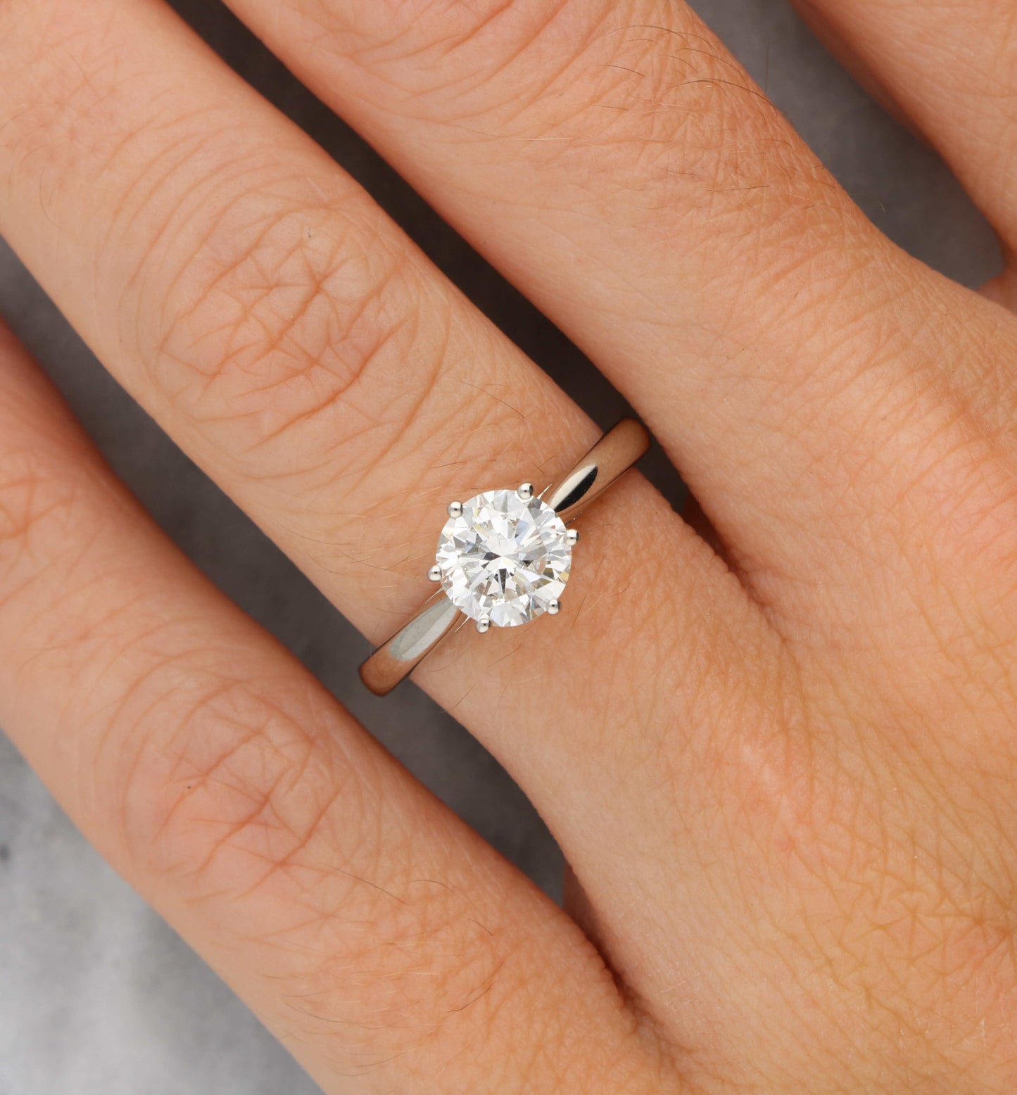 Platinum 1.31ct diamond engagement ring