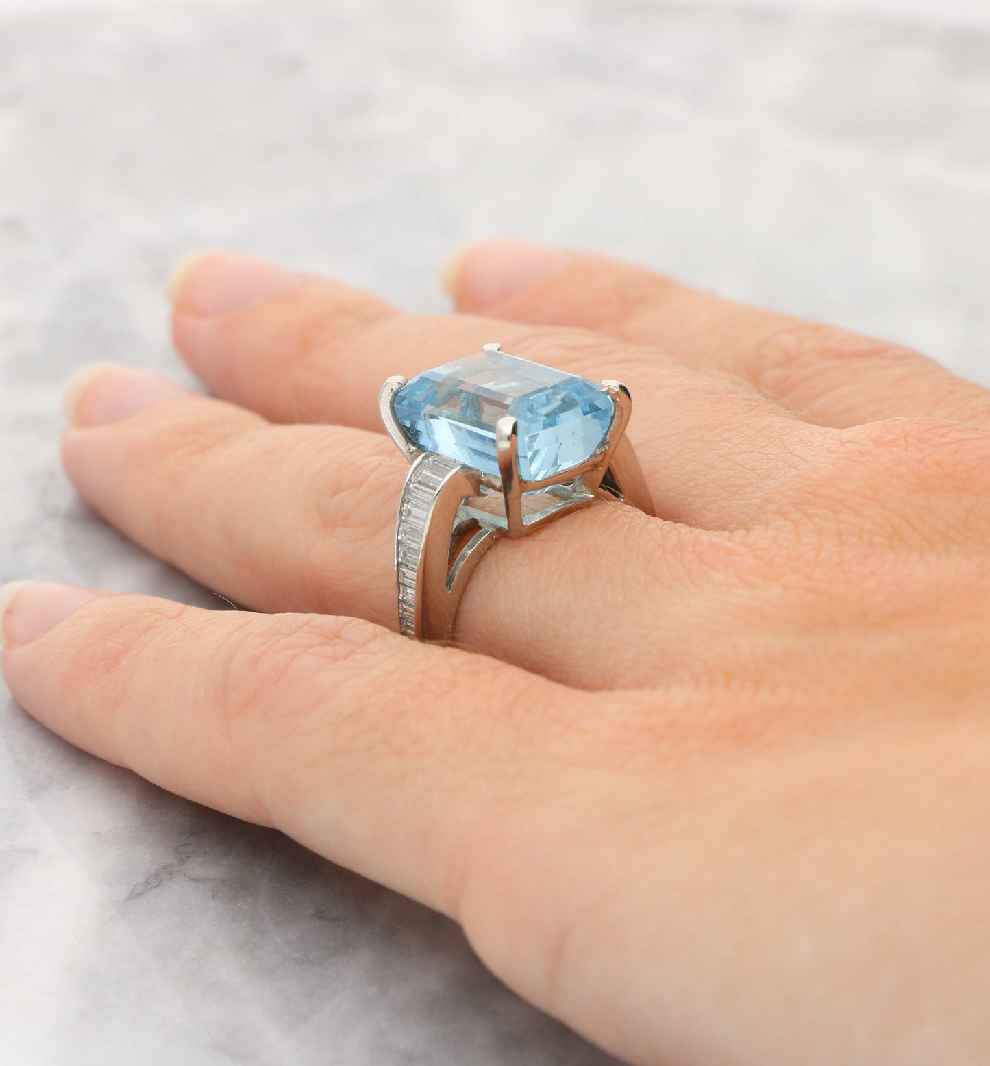 Aquamarine and baguette diamond ring