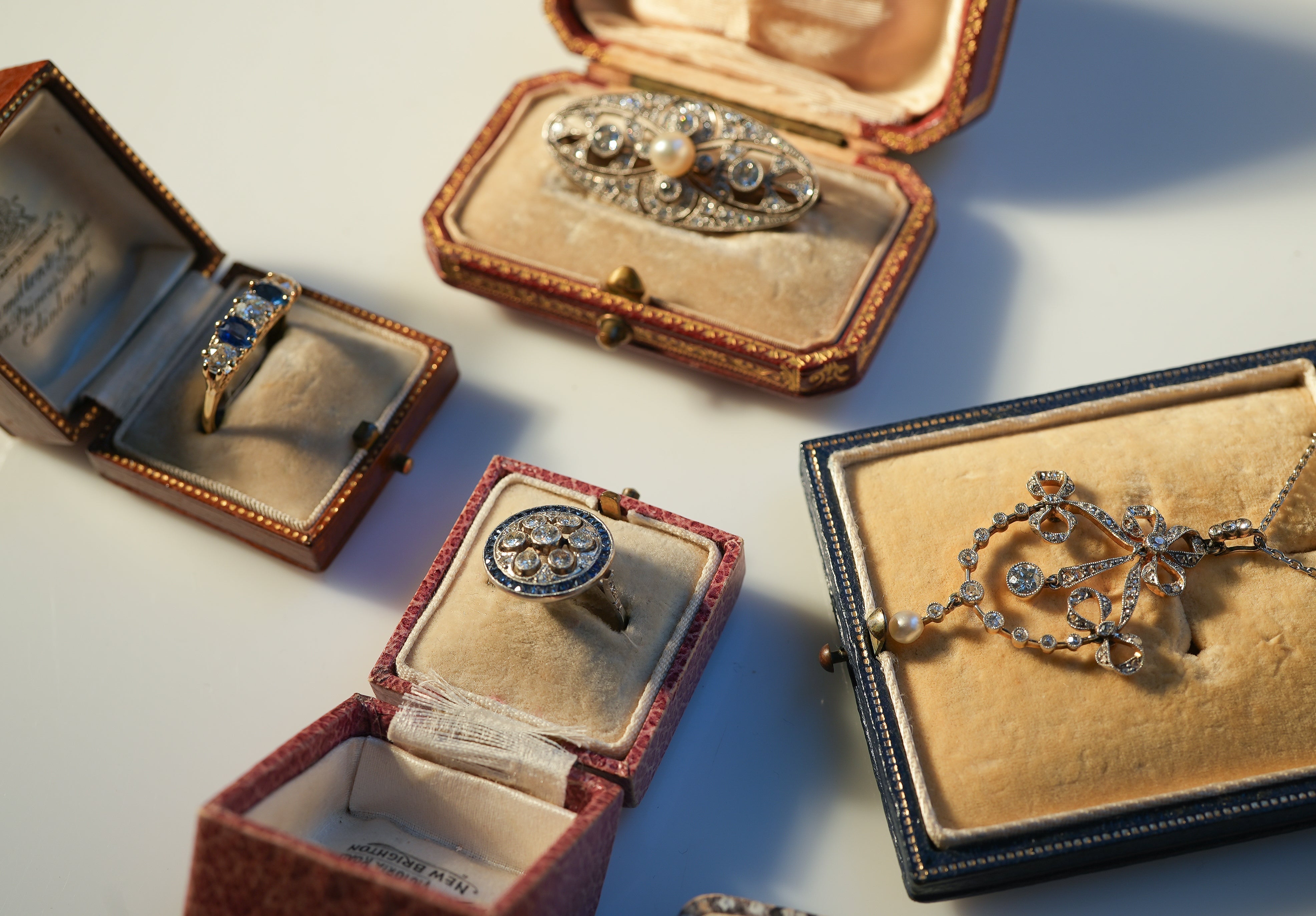 A Guide to Victorian, Edwardian and Art Deco Jewellery Eras