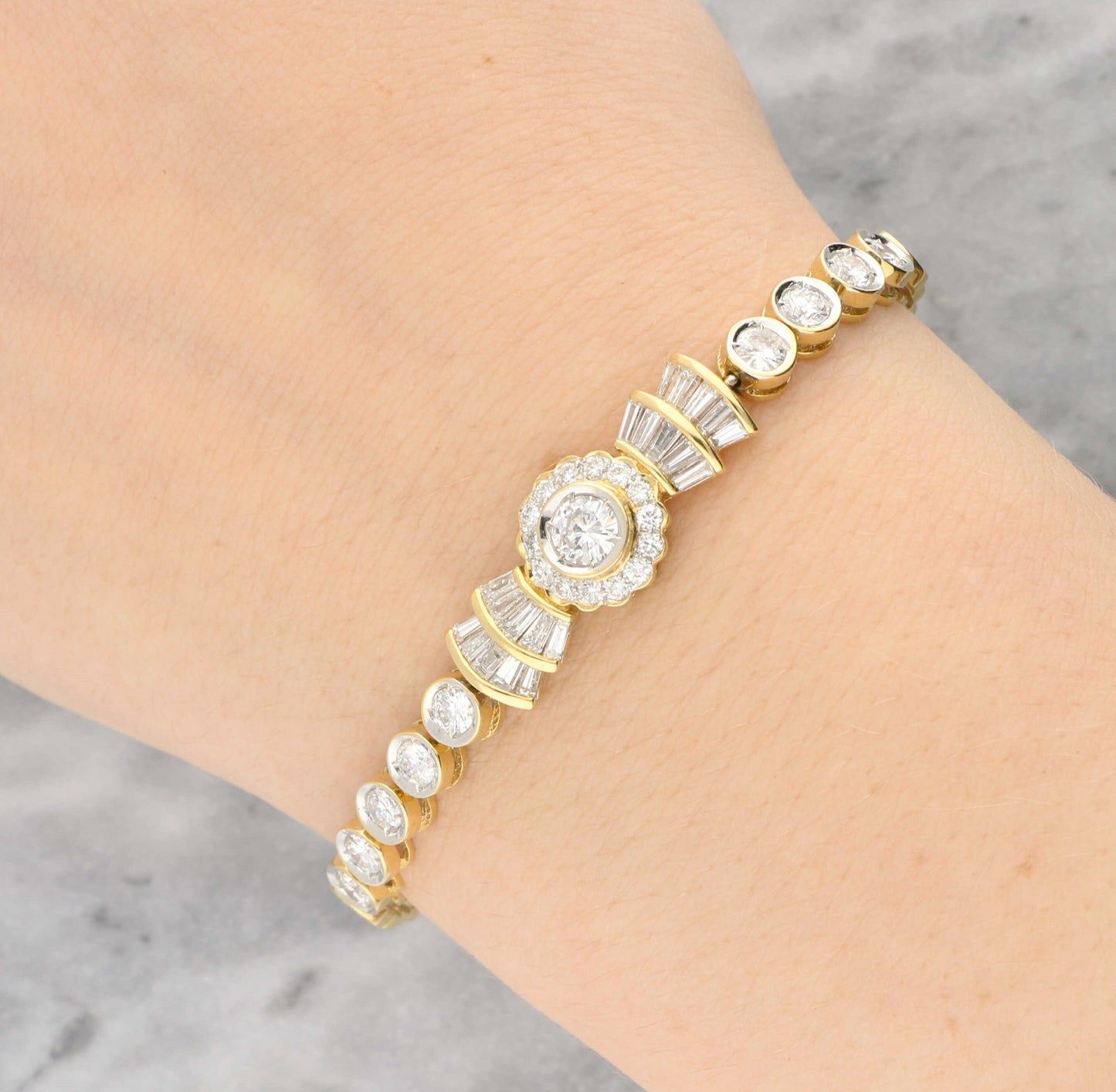 18ct diamond bracelet