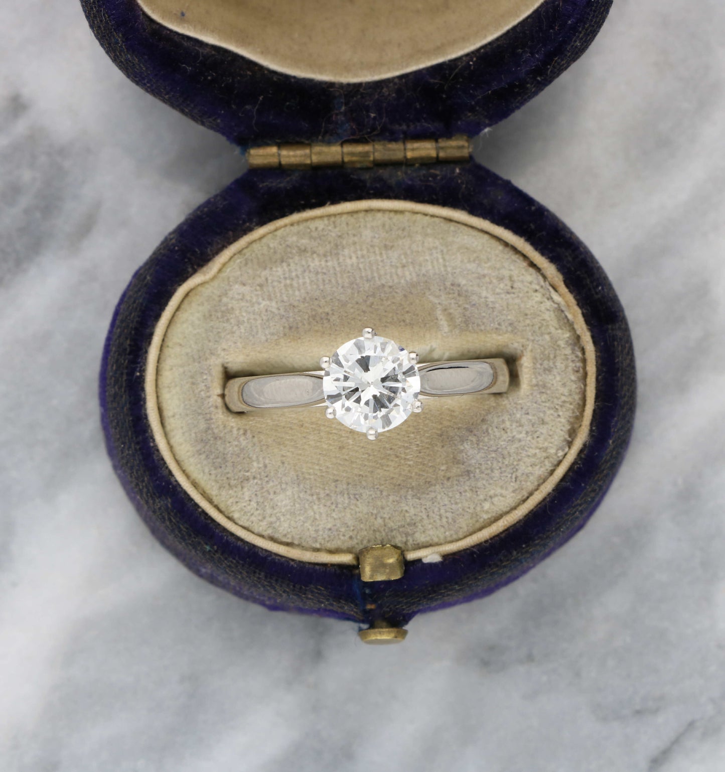 Platinum 1.01ct G/VS2 diamond engagement ring