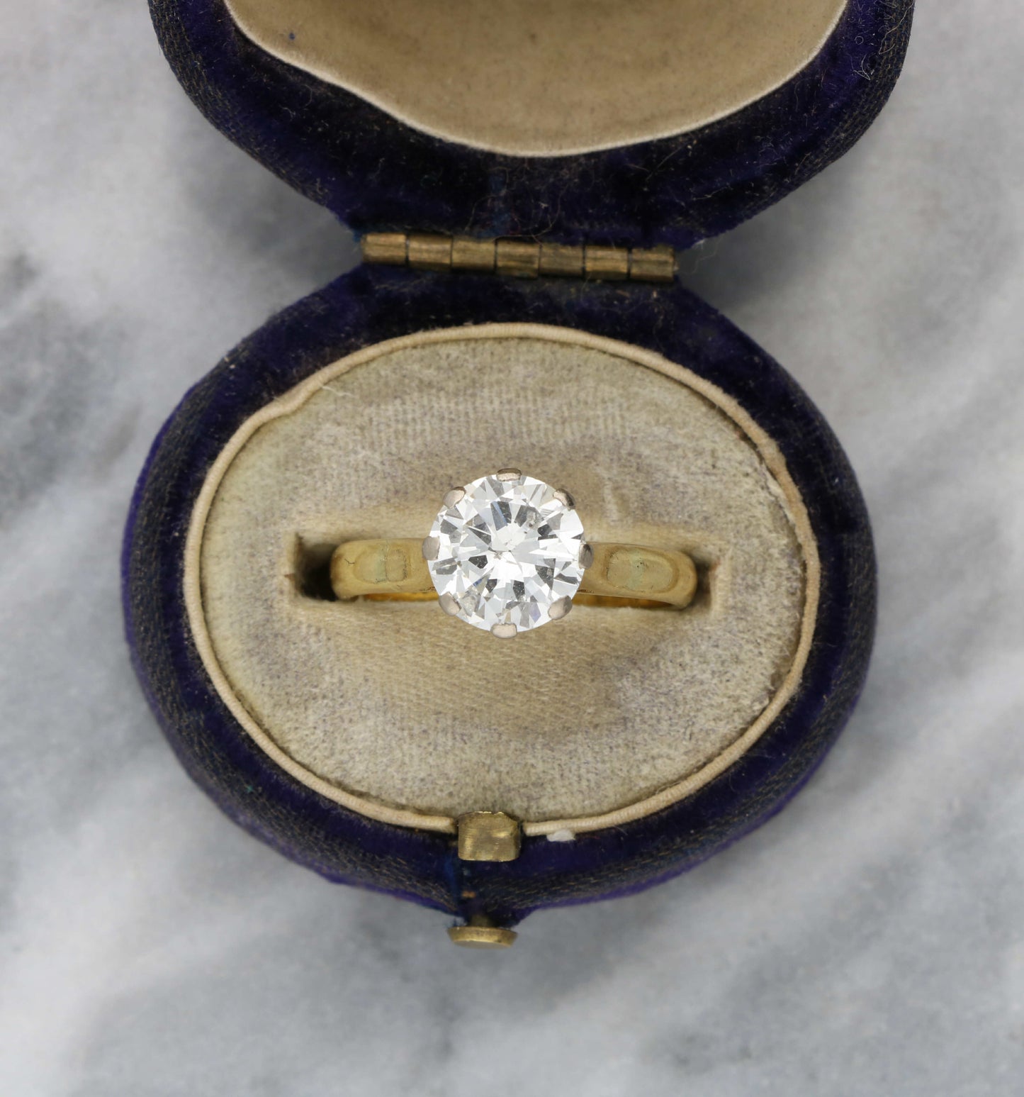 Vintage 18ct diamond solitaire engagement ring