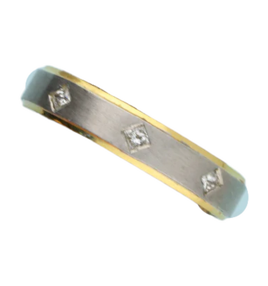 18ct princess cut diamond set band ring