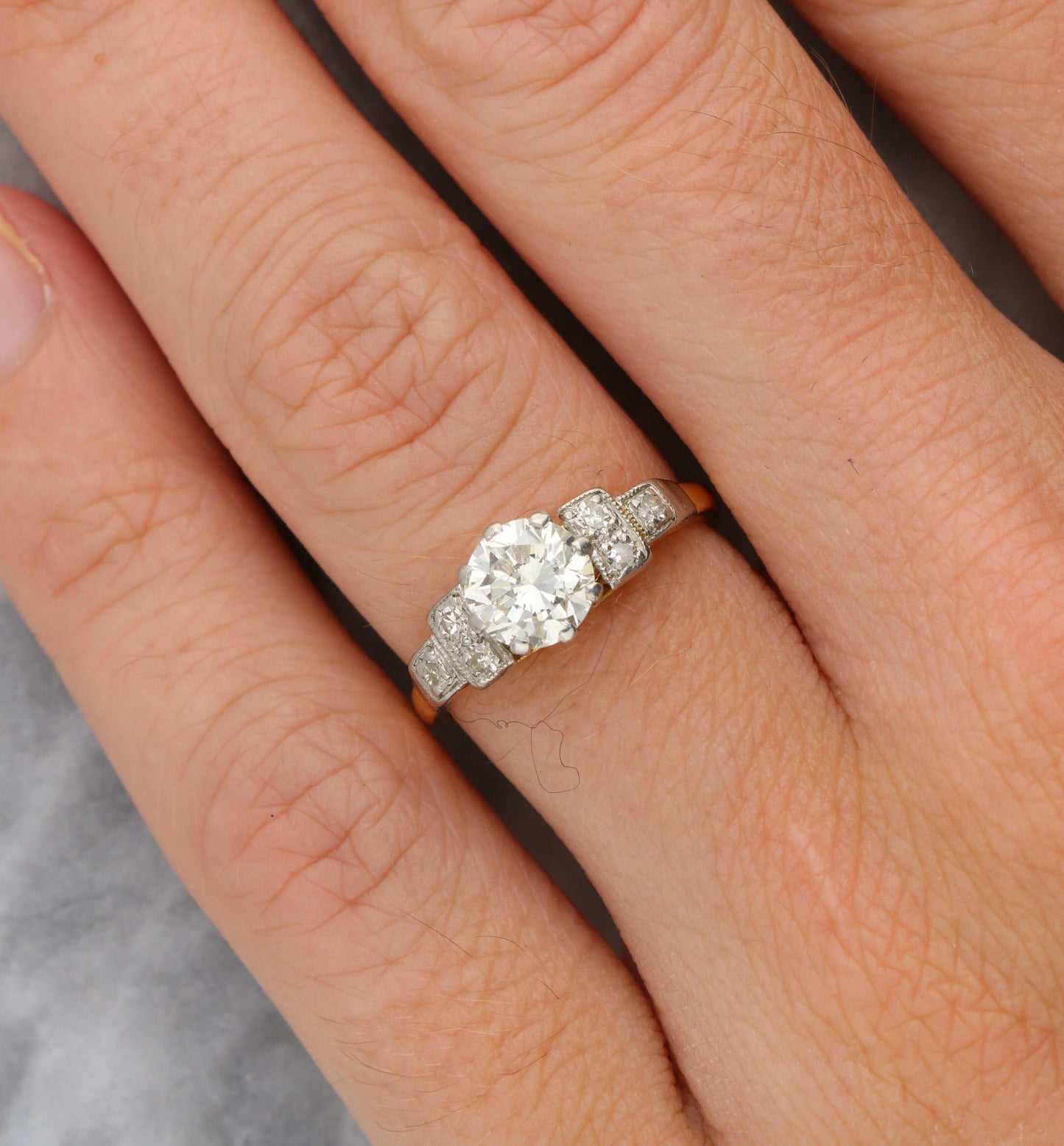 18ct and platinum 1.08ct diamond engagement ring