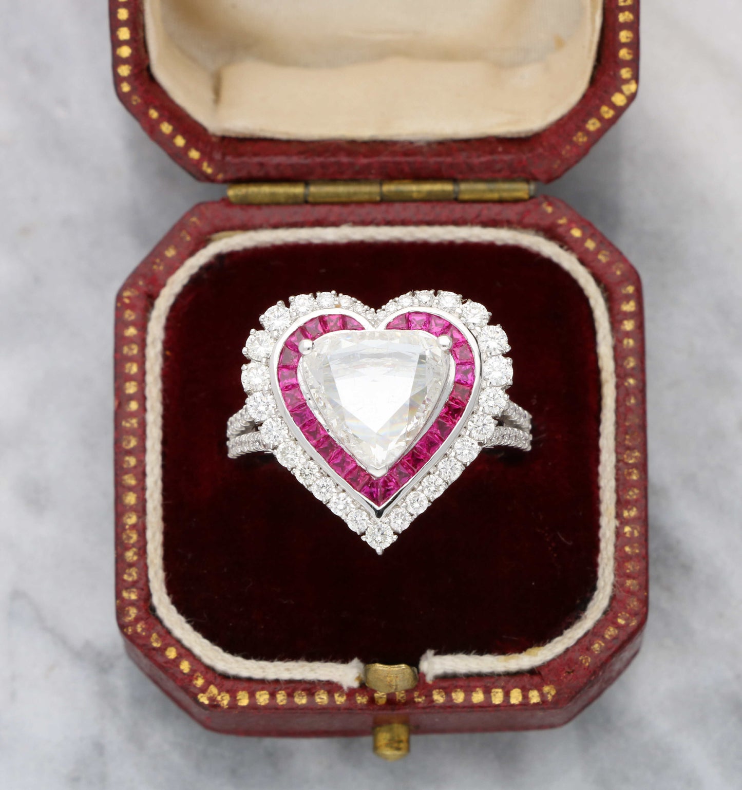 18ct 2.10ct rose-cut diamond heart shape ring