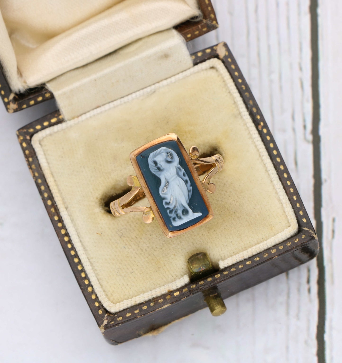 9ct rose gold cameo ring