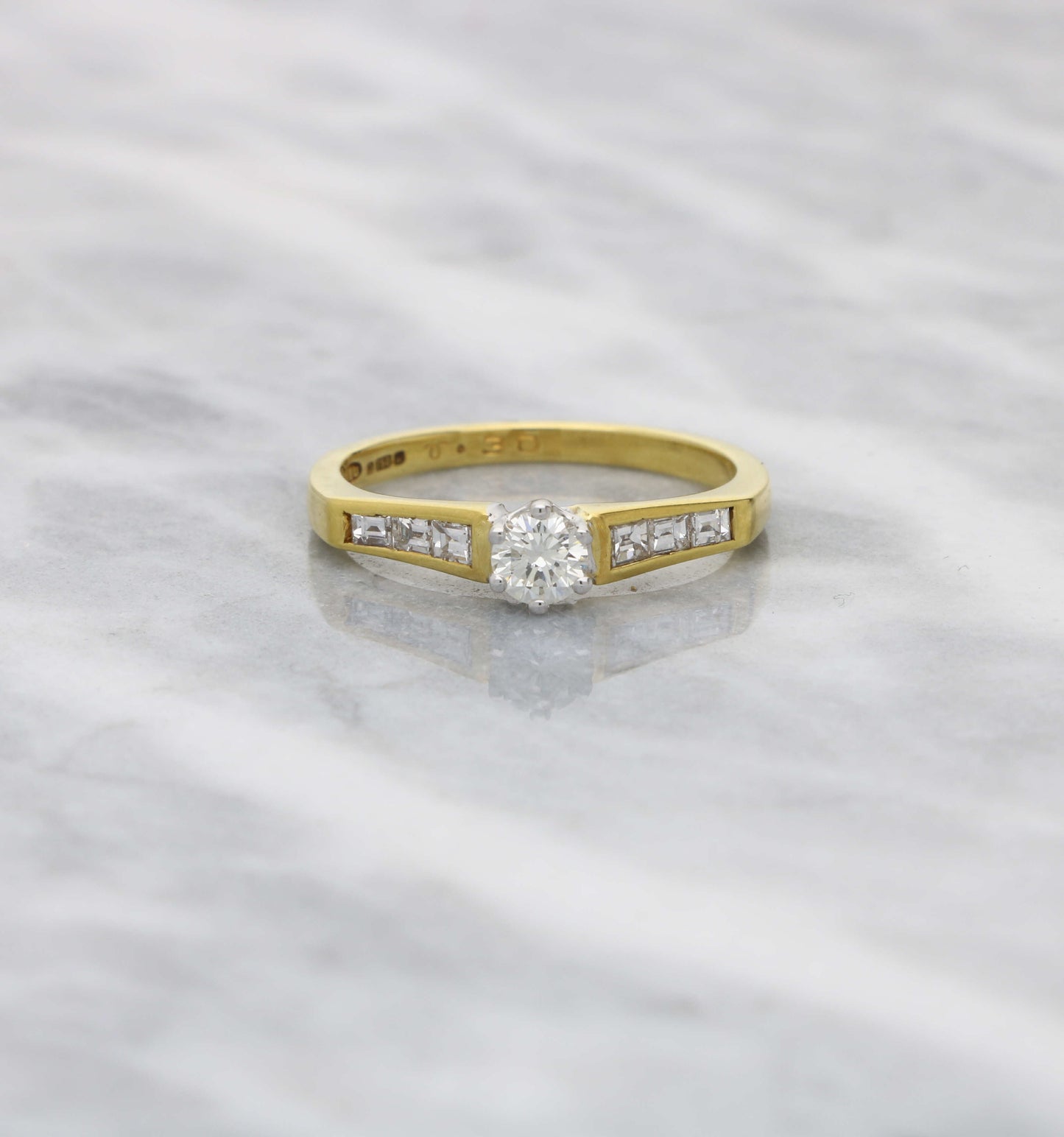 1990's 18ct 0.30ct diamond engagement ring