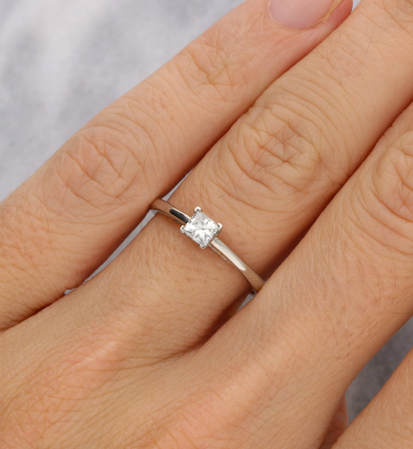 0.25ct princess cut diamond solitaire ring